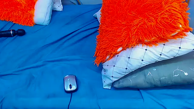 SEXYELLOWALICE online show from February 2026 02:19:01 AM