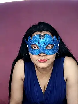 Snapshot of MEERAcle chatting on October 2025 04:07:02 AM MEERAcle online show from October 2025 04:07:02 AM