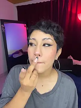 ZahaRose online show from November 2025 08:07:01 PM