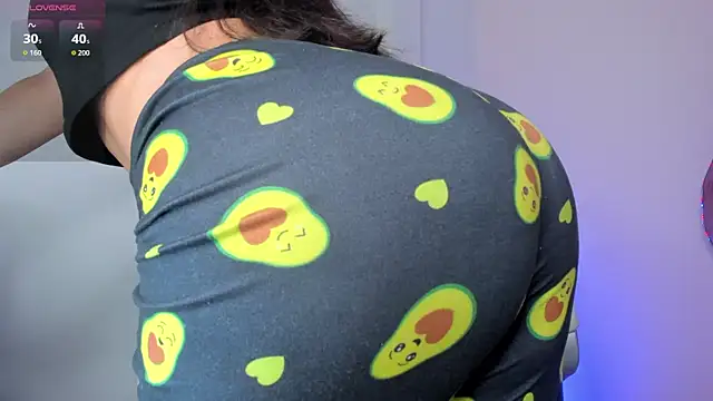 Snapshot of Ariah_Walker_ chatting on November 2025 05:27:02 AM Ariah Walker online show from November 2025 05:27:02 AM