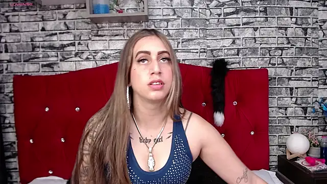 lolalove vip online show from September 2025 01:00:01 PM