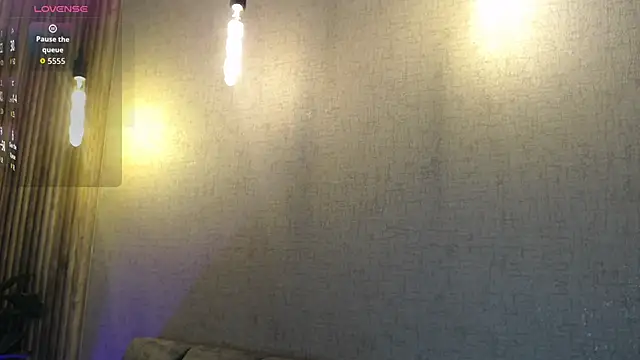 KimGarces online show from November 2025 04:34:01 AM