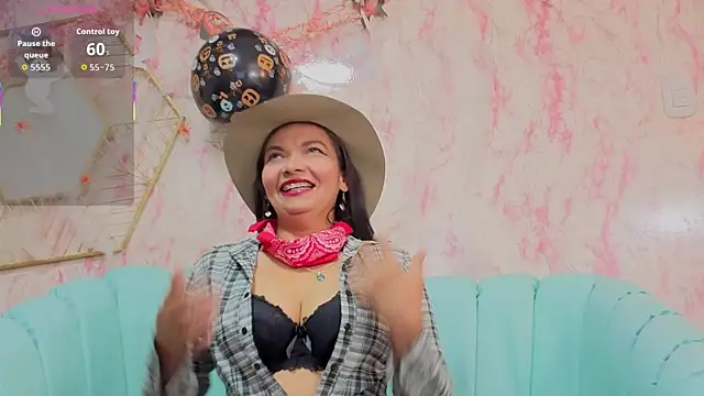 Snapshot of ValeriaJazz chatting on October 2025 08:18:01 PM ValeriaJazz online show from October 2025 08:18:01 PM