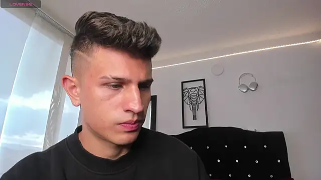 kevin ahss online show from October 2025 09:42:02 PM