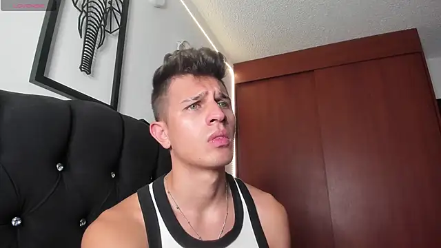 kevin ahss online show from November 2025 10:09:01 PM