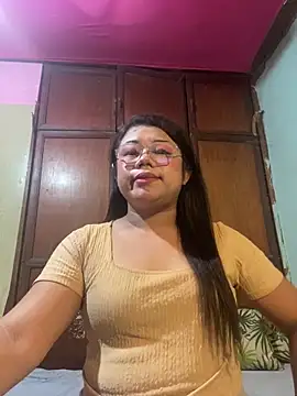 Snapshot of Hotcum_Shemale chatting on April 2026 09:50:01 PM Hotcum Shemale online show from April 2026 09:50:01 PM