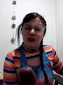 Snapshot of miichellemalvoa chatting on July 2026 11:40:02 PM miichellemalvoa online show from July 2026 11:40:02 PM
