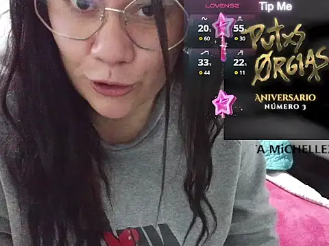 Snapshot of miichellemalvoa chatting on July 2026 05:00:01 PM miichellemalvoa online show from July 2026 05:00:01 PM