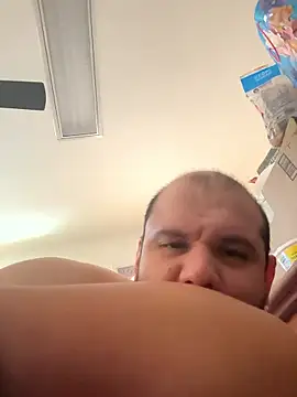 shakeweight online show from January 2026 06:10:01 PM