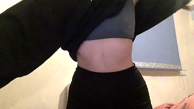 Snapshot of Bellababexox chatting on October 2025 04:48:01 AM Bellababexox online show from October 2025 04:48:01 AM