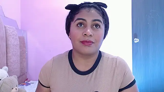 Snapshot of AndreaSweet2 chatting on September 2025 07:46:02 PM AndreaSweet2 online show from September 2025 07:46:02 PM