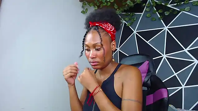 Snapshot of karol_the_warrior chatting on October 2025 08:07:01 PM karol the warrior online show from October 2025 08:07:01 PM