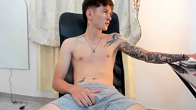 jake kylee online show from November 2025 01:38:01 AM