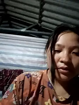 MuiNay online show from November 2025 05:57:02 PM