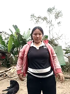 MuiNay online show from December 2025 12:31:02 AM