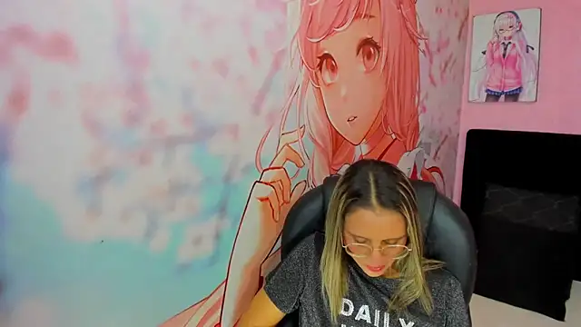 StarletTays online show from October 2025 01:55:02 AM