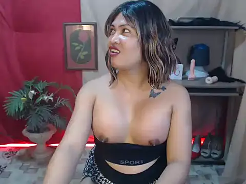 miss laila  online show from December 2025 11:07:01 AM