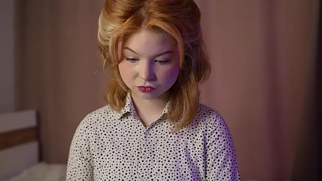 Stella Vanila online show from September 2025 07:42:01 AM