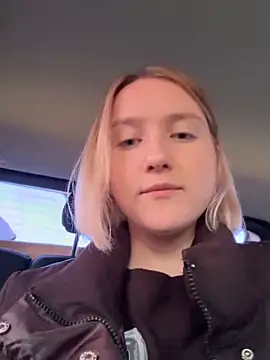 EmilyMood online show from September 2025 05:09:01 AM