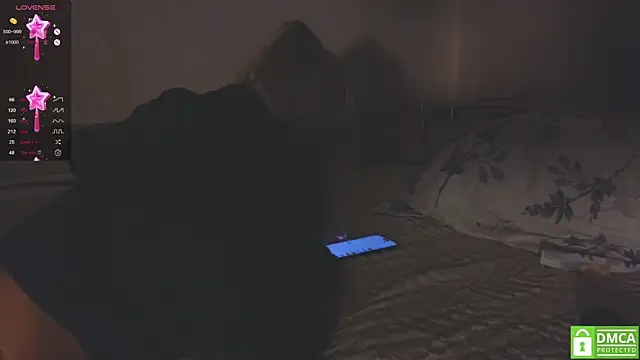 Snapshot of KittenFang chatting on October 2025 11:03:02 PM KittenFang online show from October 2025 11:03:02 PM