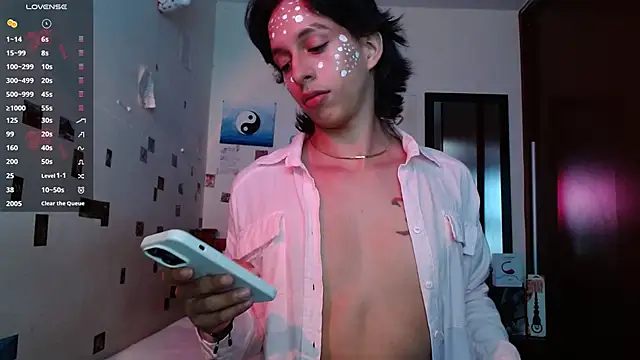 Snapshot of DannyPhantom555 chatting on October 2025 06:53:01 PM DannyPhantom555 online show from October 2025 06:53:01 PM