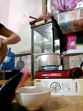 Dung-Thao19 online show from September 2025 11:21:01 AM