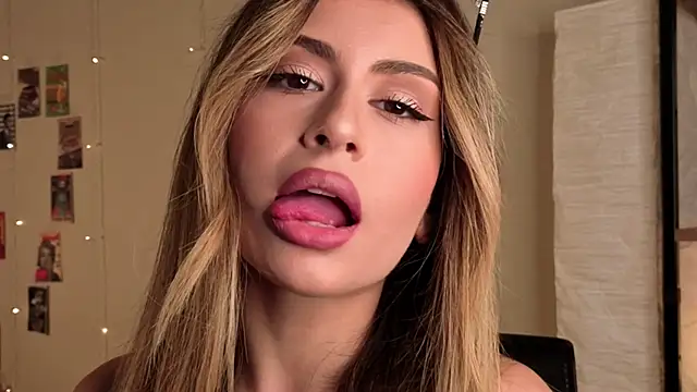 GeorginaHarn online show from October 2025 08:37:01 AM