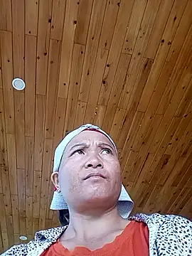 Love-Mama33 online show from September 2025 01:06:02 AM