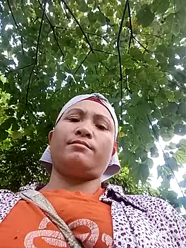 Love-Mama33 online show from September 2025 11:54:02 PM