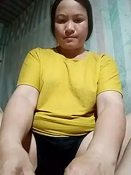 Love-Mama33 online show from January 2026 12:43:01 PM