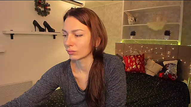 IsabelKiss online show from December 2025 07:01:02 AM