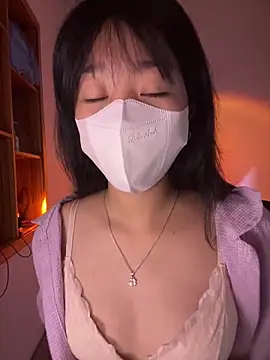 chuppy03 online show from October 2025 03:14:01 PM