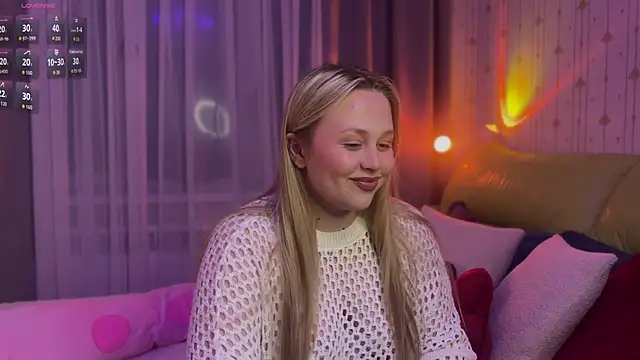 Estella Elwood online show from March 2026 06:21:01 PM