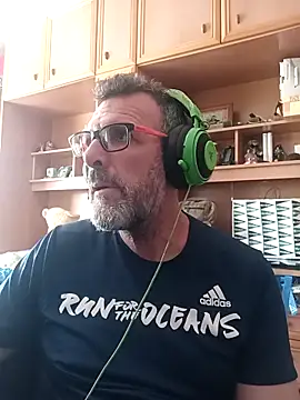 gigolobcn online show from June 2026 10:18:01 AM