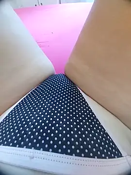 eduardaduda online show from February 2026 02:43:02 PM