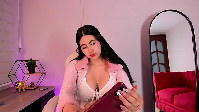 Emma  clark  online show from October 2025 12:38:02 PM