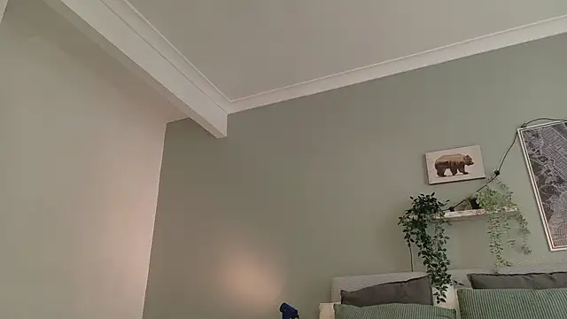 Nickifox   online show from October 2025 07:47:01 PM