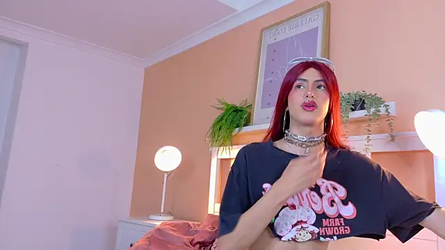 Nickifox   online show from December 2025 07:34:02 PM