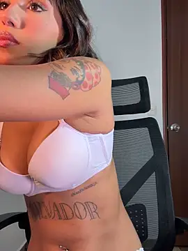 Snapshot of Danicute_ chatting on September 2025 06:04:02 AM Danicute online show from September 2025 06:04:02 AM