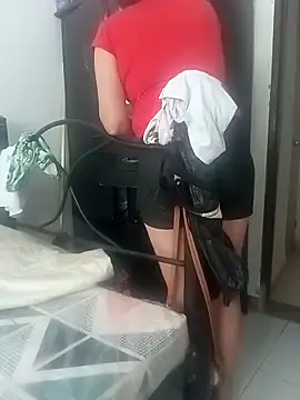 tany90 online show from September 2025 06:08:02 PM