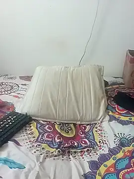 tany90 online show from November 2025 07:45:01 PM