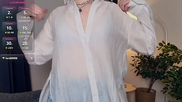 OdelynaAsp online show from December 2025 12:36:02 PM