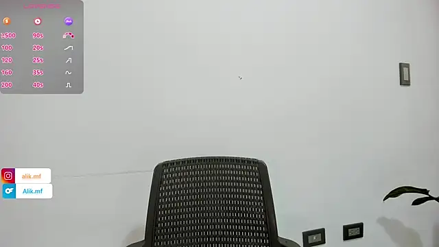 aliciakozlov online show from October 2025 05:53:01 PM