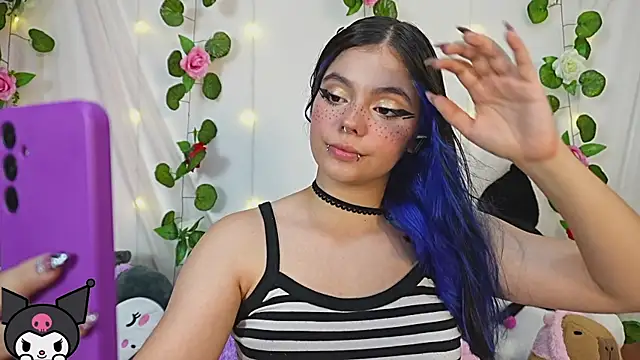 Snapshot of cutee_andrea chatting on June 2026 02:35:02 AM cutee andrea online show from June 2026 02:35:02 AM
