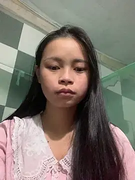 Em-Tho07 online show from September 2025 11:16:01 PM