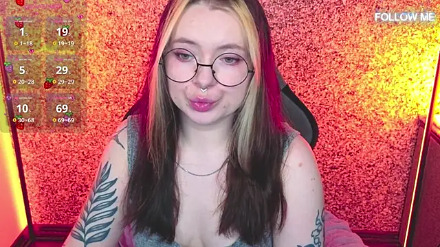 SadPotato  online show from September 2025 07:08:02 PM