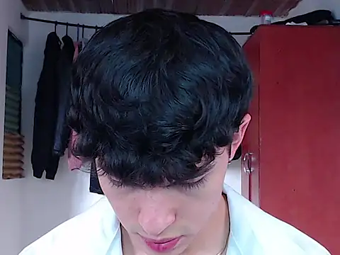 Snapshot of john_vichenso chatting on September 2025 09:26:01 PM john vichenso online show from September 2025 09:26:01 PM