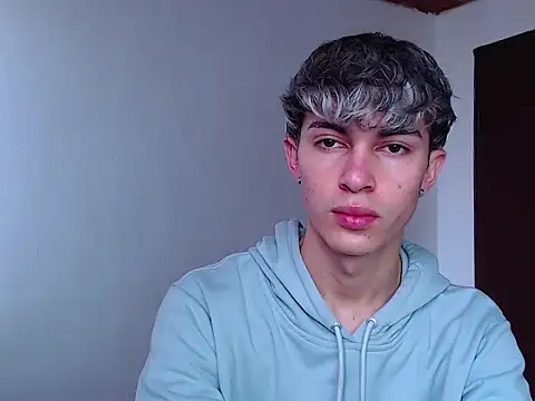 john vichenso online show from October 2025 04:51:02 PM