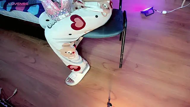 Britany montiel online show from April 2026 07:20:02 PM