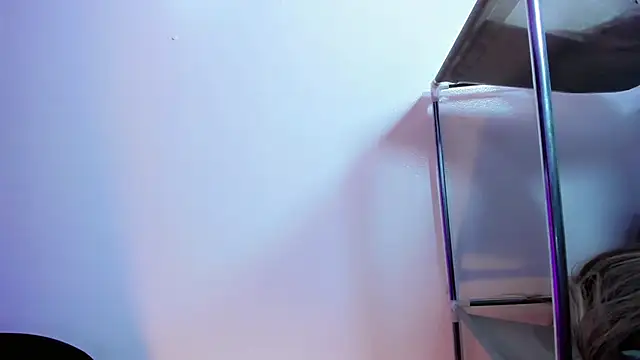 Britany montiel online show from April 2026 07:10:01 PM